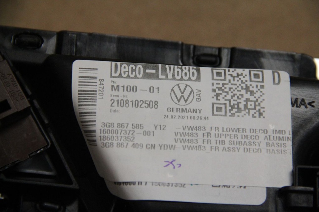 фото №8, Молдинг дверь левый перед sonavox vw arteon 3g8867409cn