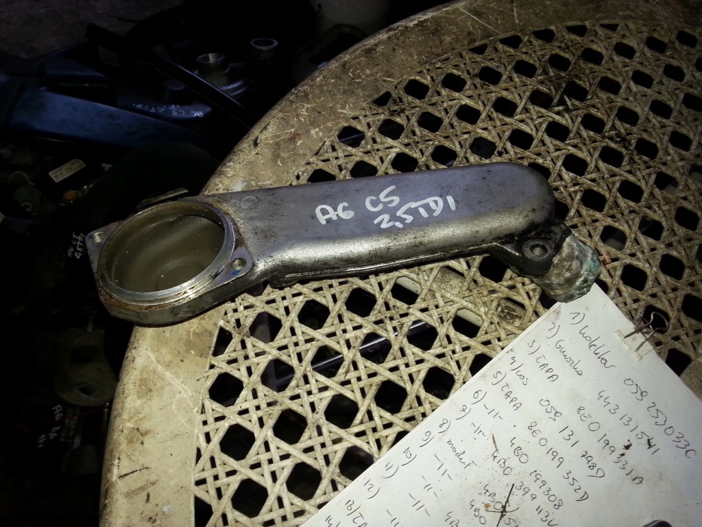 фото №1, Audi оригінальний номер 059121121d корпус термостата