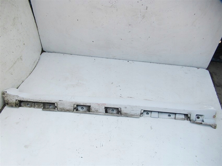 фото №1, Toyota оригінальний номер 75860-05010 молдинг поріг