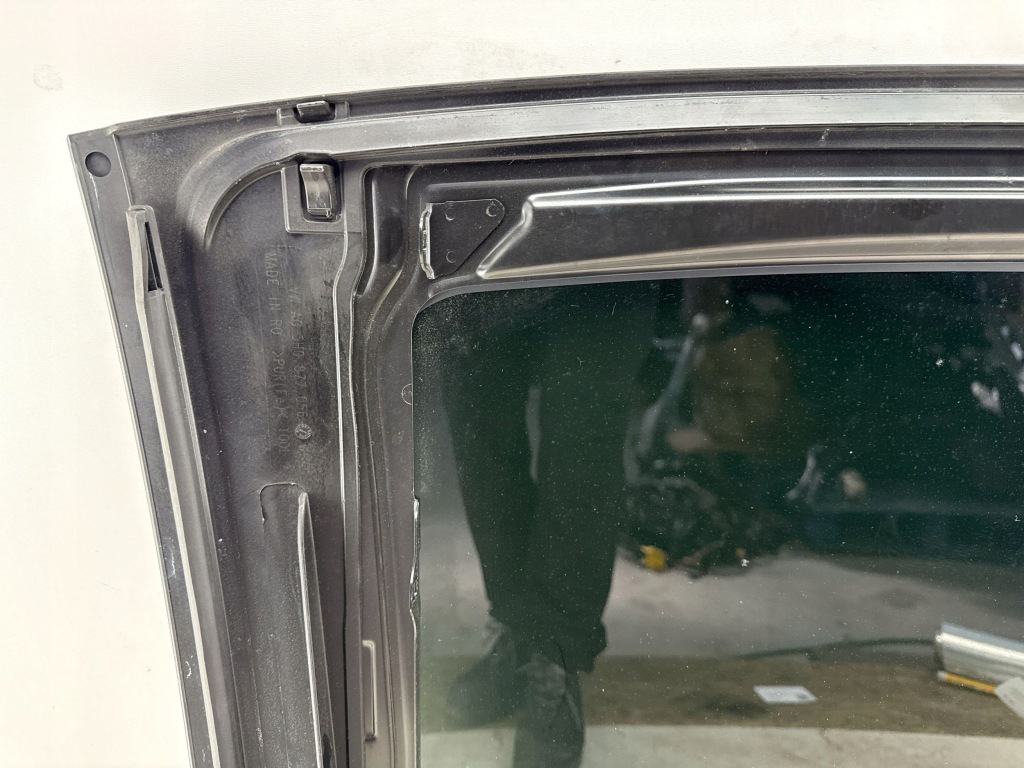 Volkswagen golf viii 2023 середина стеклянный люк Киев