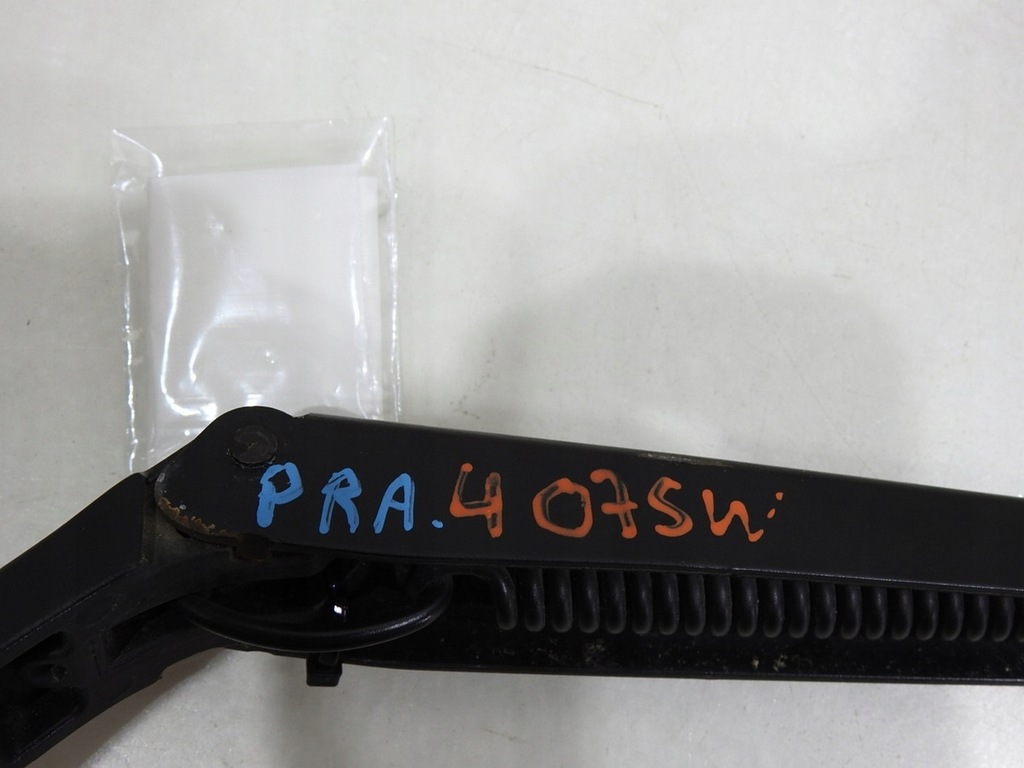 фото №6, Рычаг дворники правое peugeot 407