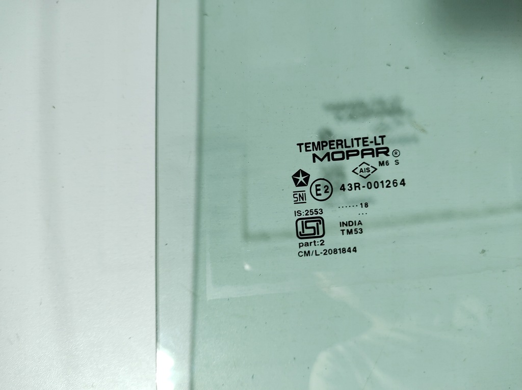 фото №7, Jeep compass 17r- скло двері лівий задня 18r