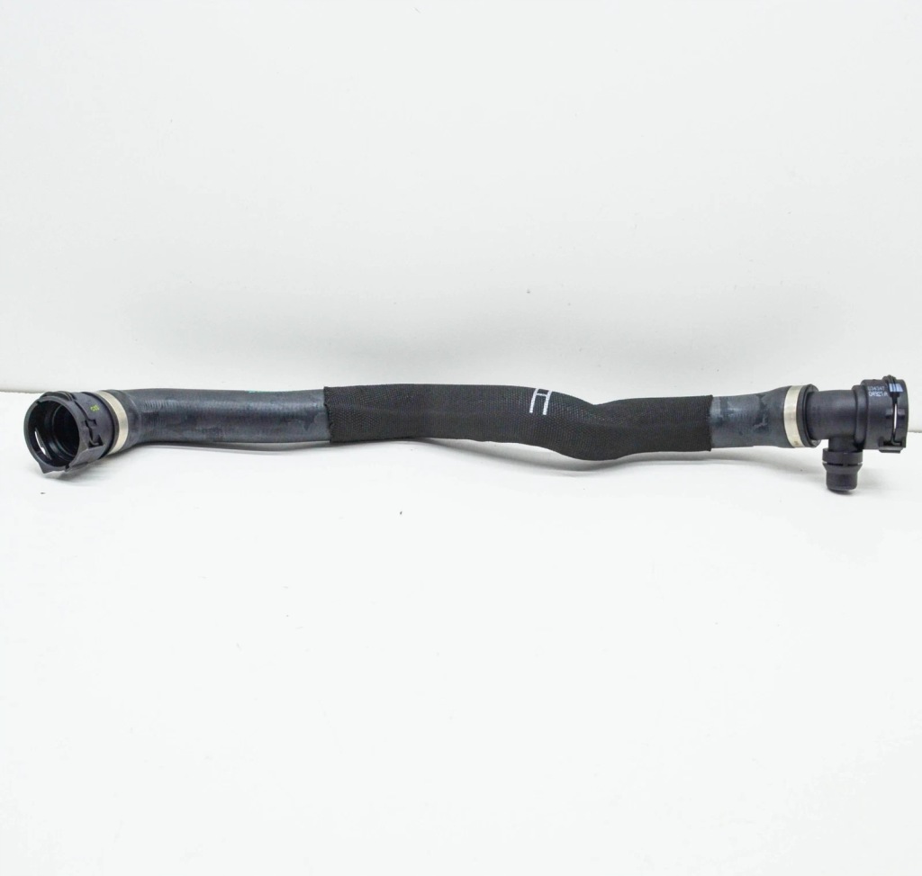 Bmw 5 g30 пабтрубок  радиатора воды правая  17128572905 oem Киев