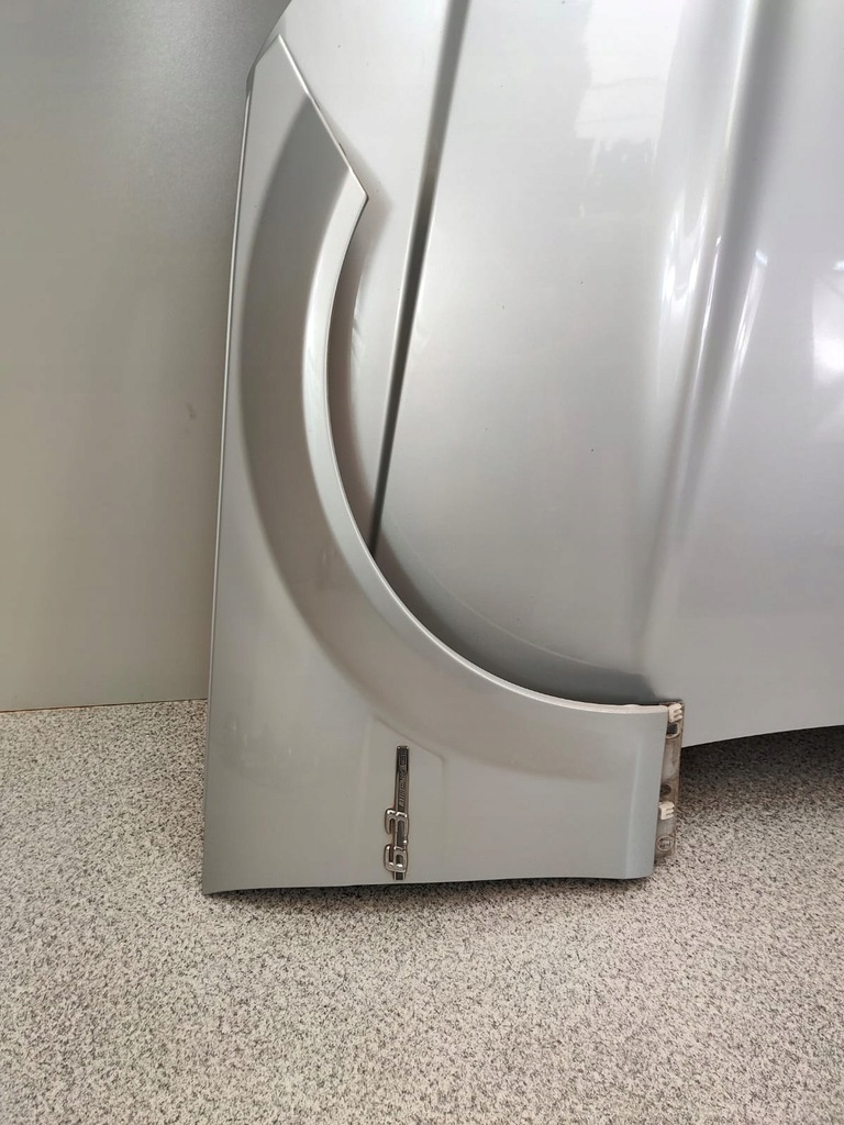 фото №12, Mercedes w204 c63 amg kompletny перед бампер капот крила лампи