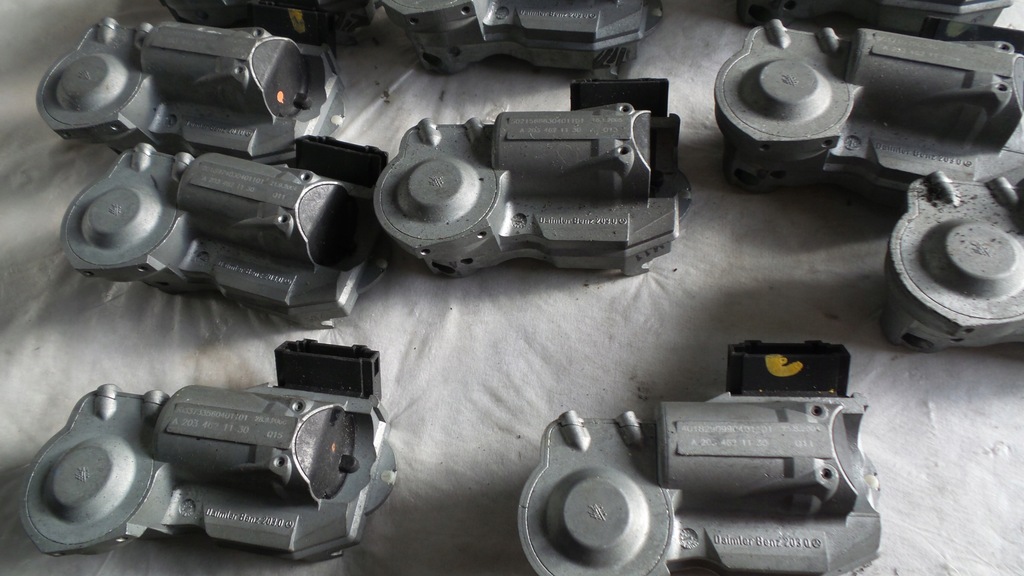 фото №8, Блокування керма mercedes a203 w203 a2034621130