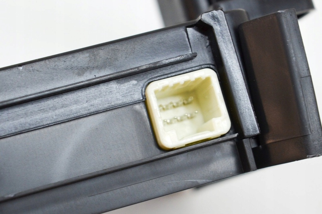 фото №7, Mazda 6 gj gl блок управляющий комфорта кузов kd45-675y0f k0216-12l1