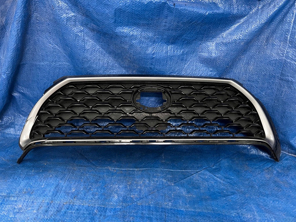 фото №1, Toyota corolla cross решітка радіатора