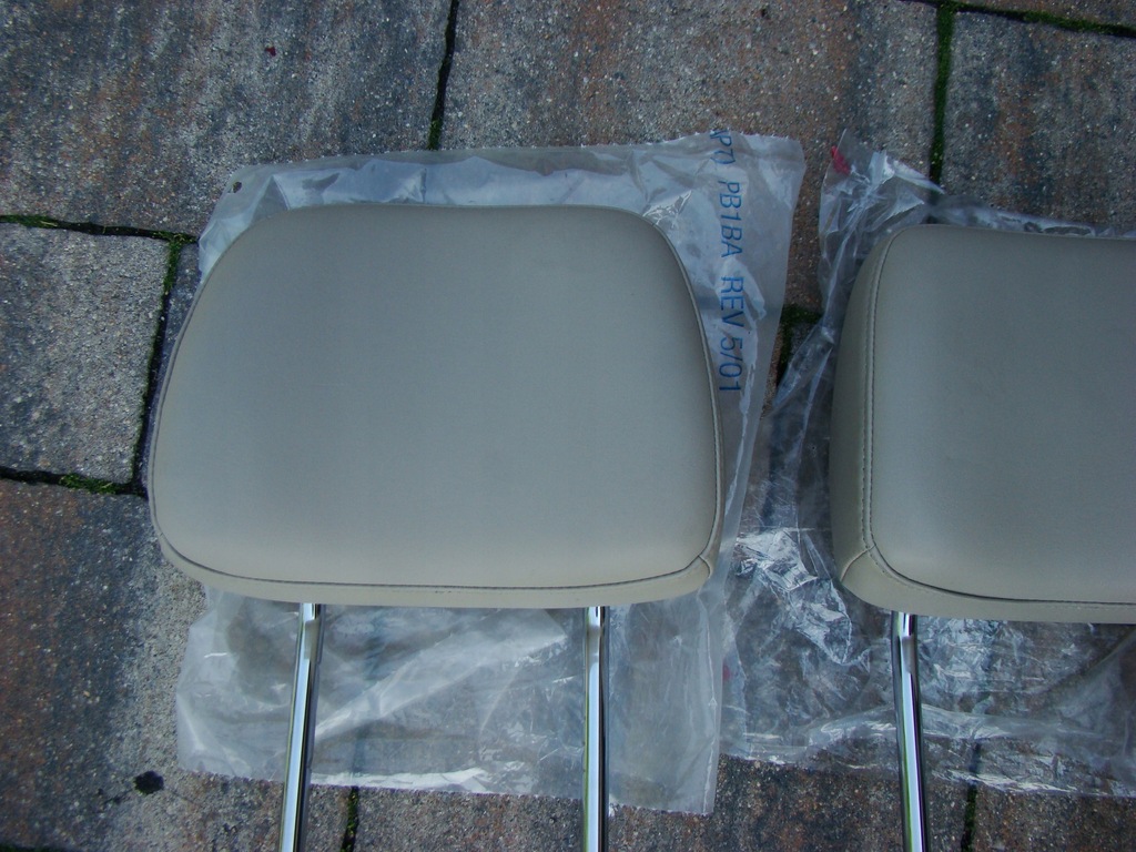 фото №2, Jeep cherokee wk ii підголівник aierbag