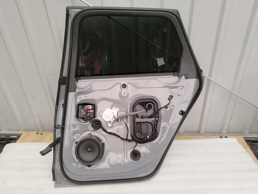 фото №8, Audi rs6 8c 4k двері праве задня