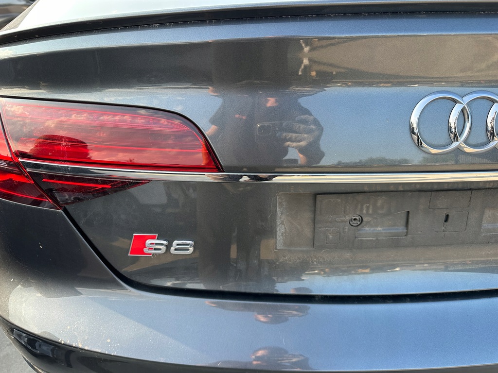 фото №11, Kompletny задня бампер гасник кришка багажника лампа audi s8 d4 lift lz7s lubelskie