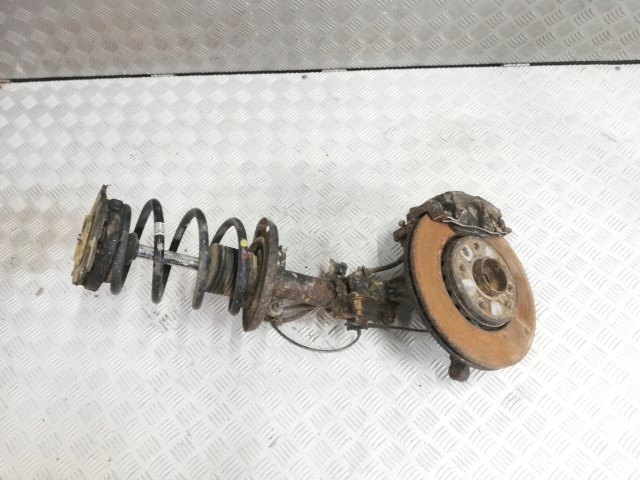 фото №1, Megane scenic iii 1,6 dci поворотный кулак mcperson правая