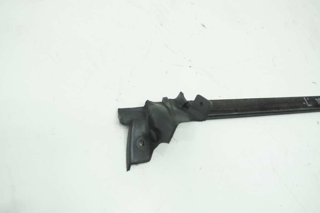 фото №4, Прокладка двері лівих maserati 4200gt 4200