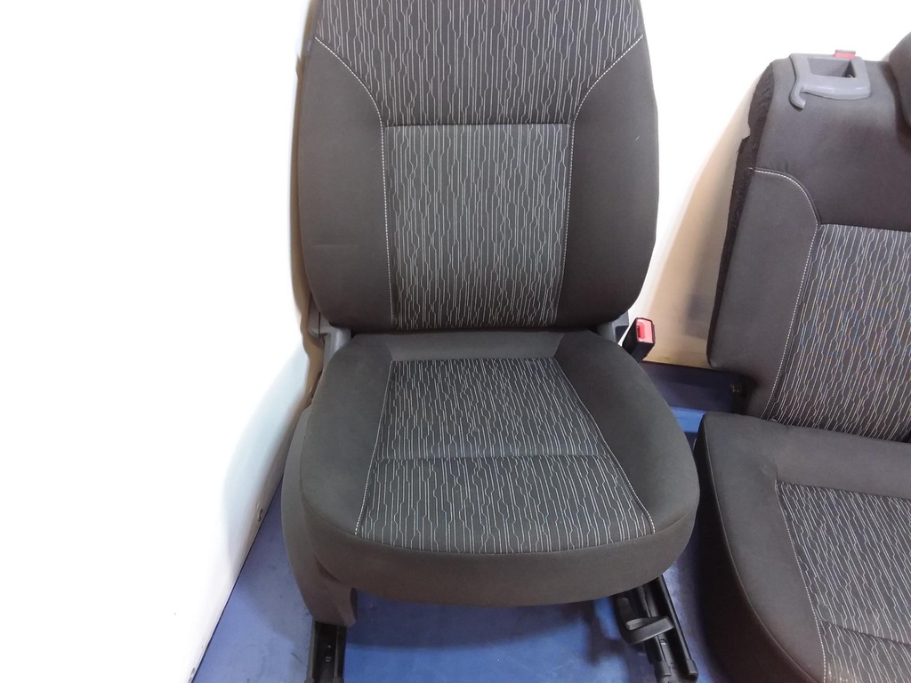 фото №4, Opel astra j sedan lift сиденья заднее сиденье комплект