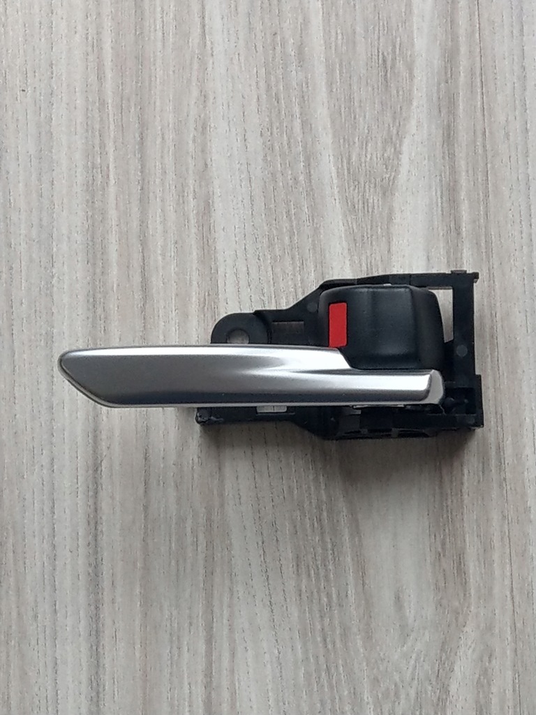 фото №1, Ручка внутренняя правый перед toyota corolla e21