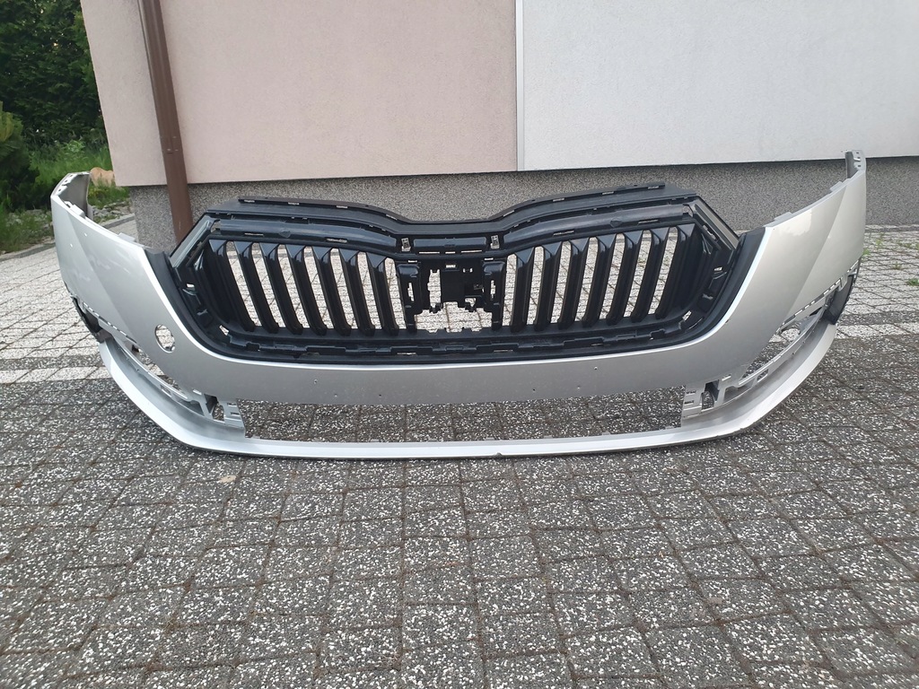 фото №1, Skoda octavia iv 4 5e3 бампер передній решітка радіатора