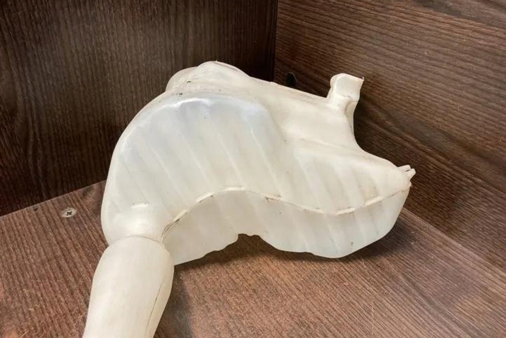 фото №7, Бачок омывателя renault master iii фургон fv 2891000023r 2.3l