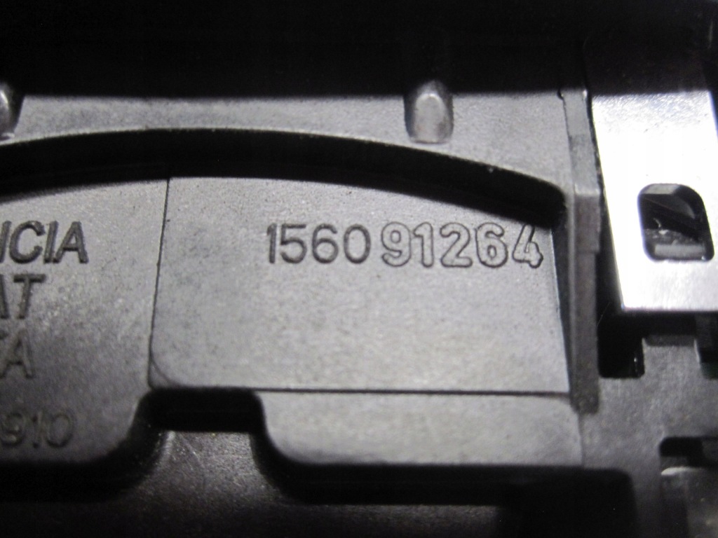 фото №7, Giulietta 10r кнопка тормоза ручного 156091264