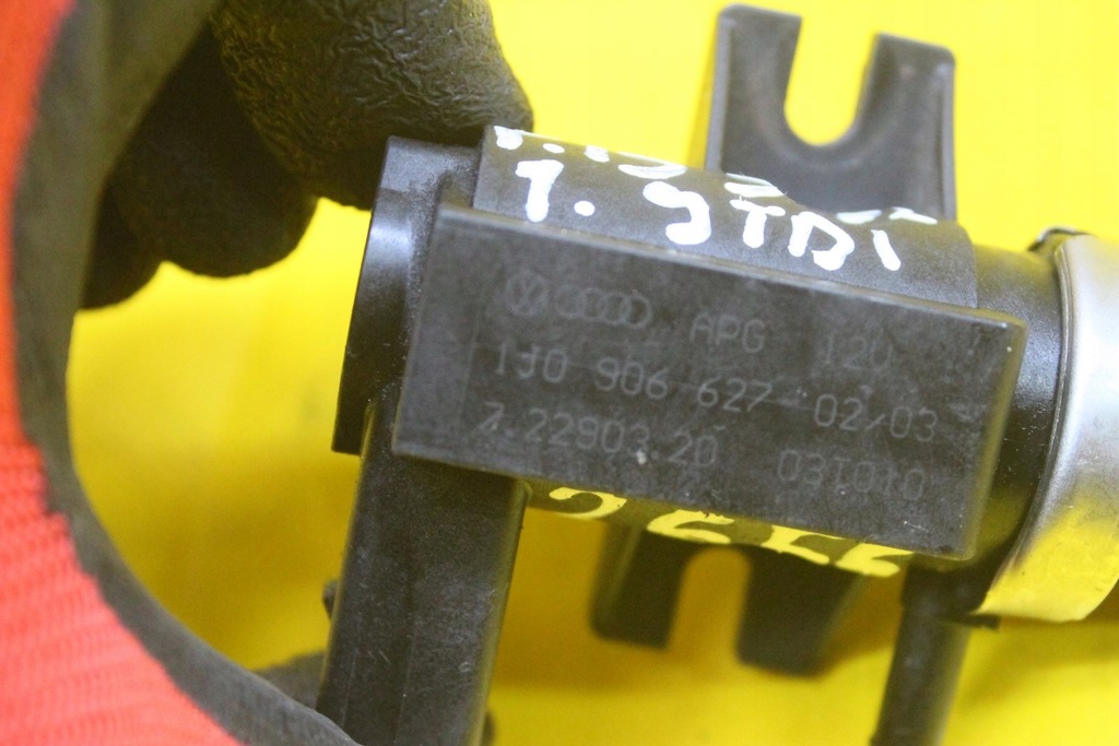 фото №6, Клапан вакууму passat b5 1.9 tdi 1j0906627