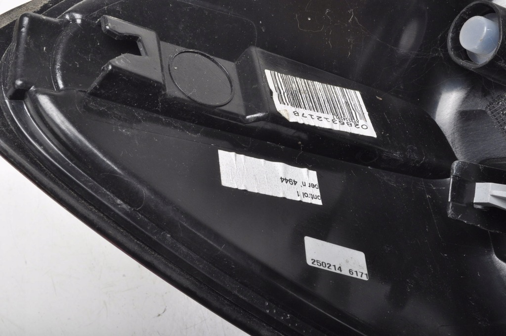 фото №6, Renault captur i лампа правая задняя правый задняя