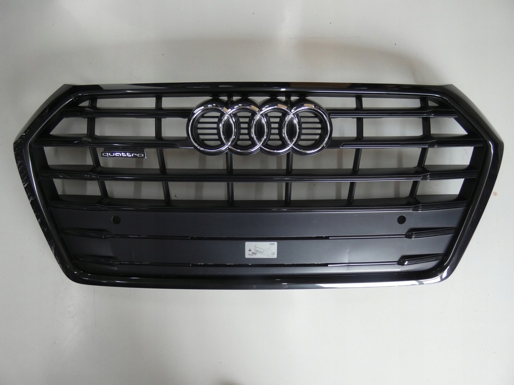 фото №1, Решётка радиатора, решётка радиатора audi q-5 80a shadowline