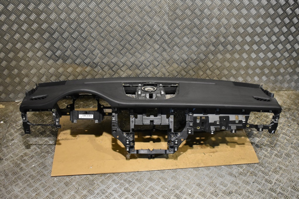 фото №1, Idealna консоль панель приладів porsche macan 1