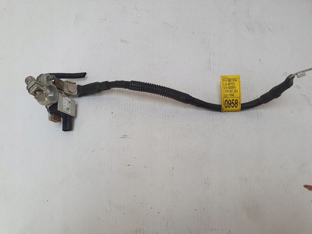 фото №1, Opel mokka mokka x клемма минусовая