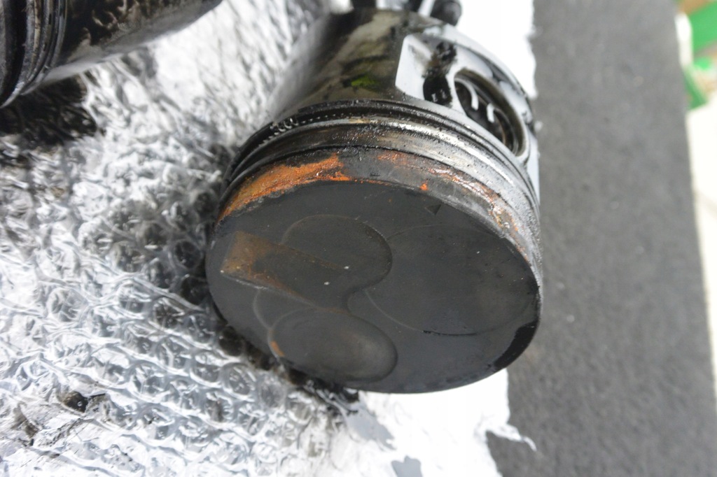 фото №10, Поршень шатун 2.8 td 4m40 номінал mitsubishi pajero delica 91-99