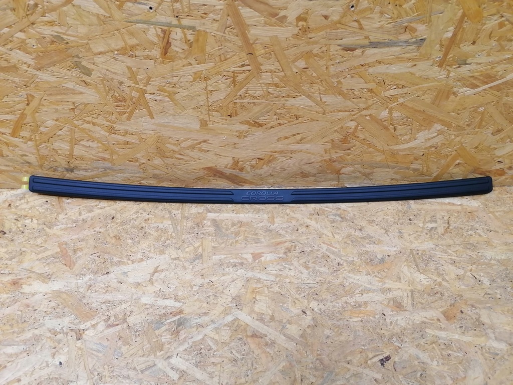 фото №1, Nowa молдинг защитная бампера задняя toyota corolla cross 2022-