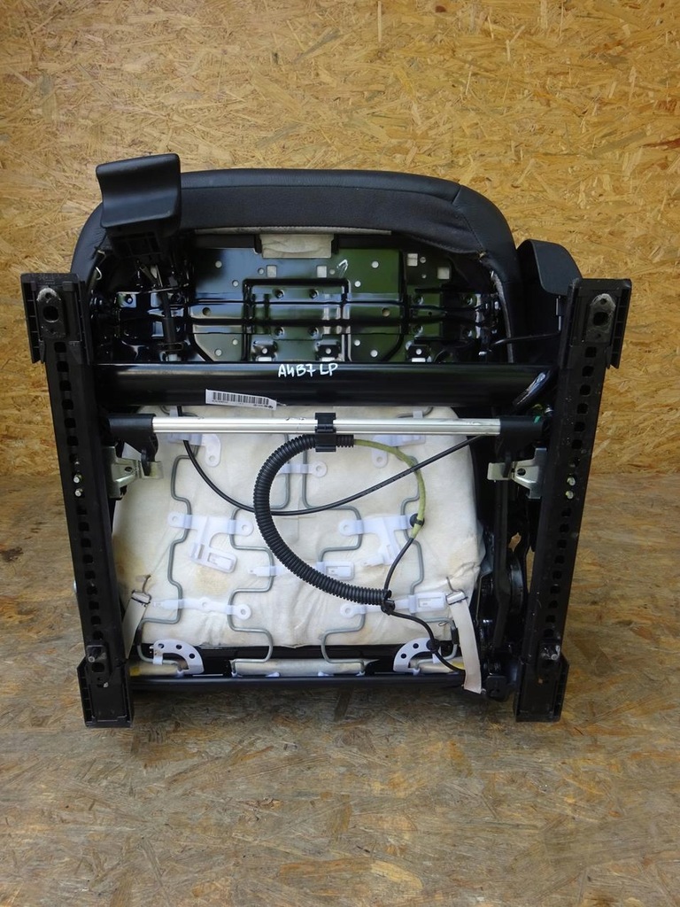 фото №10, Audi a4 b7 сиденье левый перед передний кожа ideał