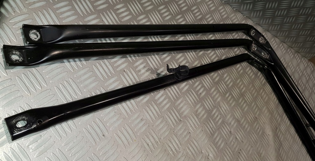 фото №9, Bmw 5 e60 e61 6 e63 e64 распорка кронштейн усилитель чашка 7046555