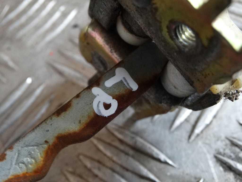 фото №5, Ограничитель дверь renault laguna ii левый перед