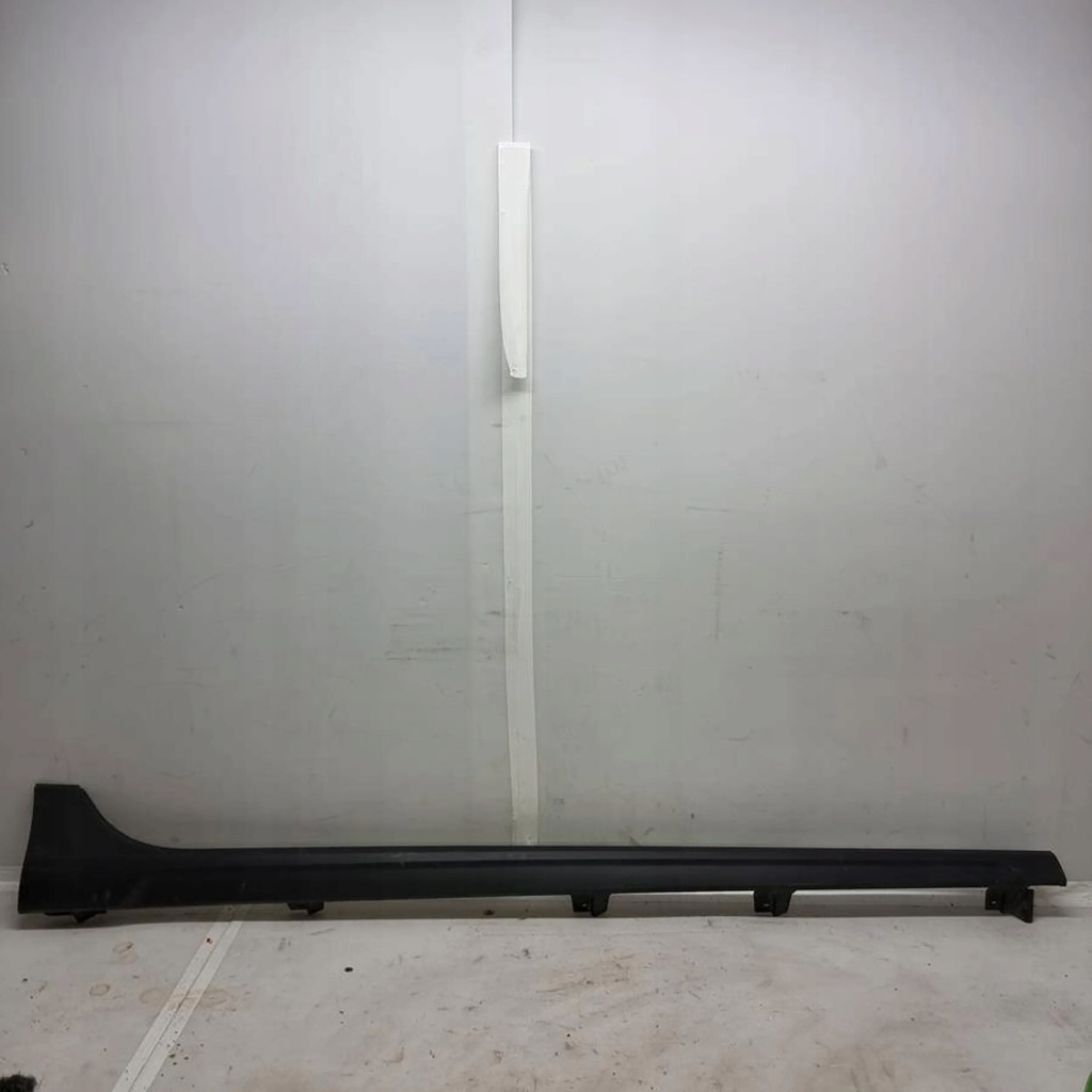 фото №1, Молдинг порог правая seat arona