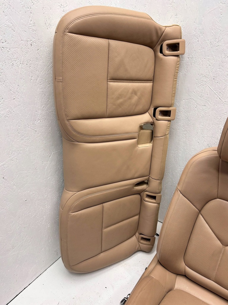 фото №11, Porsche macan ii lift 2023 mojave бежевый сиденья заднее сиденье обшивки комплект