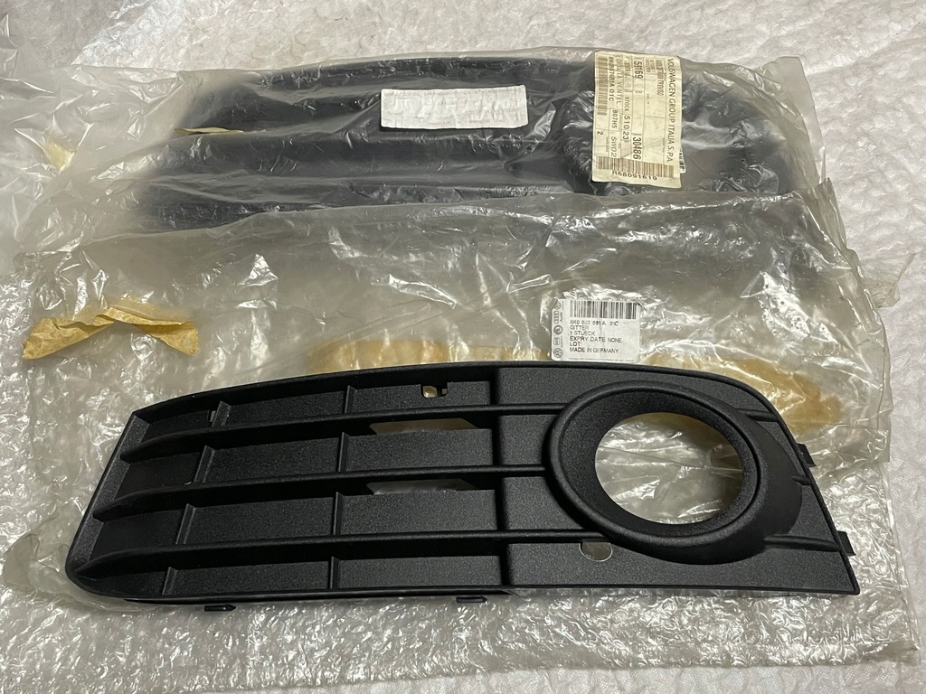 фото №10, Nowa оригинальная решётка бампера audi a4 / s4 b8 левый перед