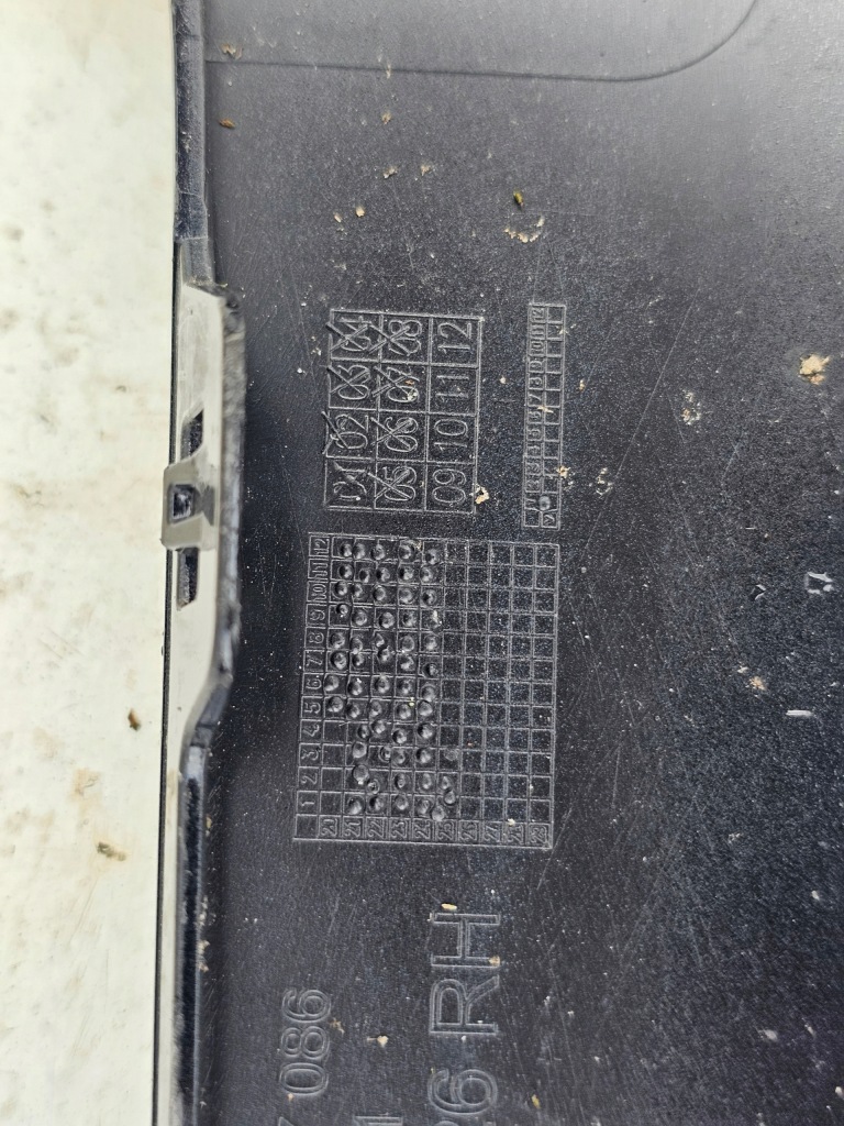 Порог молдинг порог bmw i4 g26 2021 - m-pakiet правая Киев