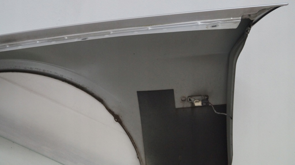 Крило передній правий bmw seria 3 e90 рестайлінг  354 2009 Доставка