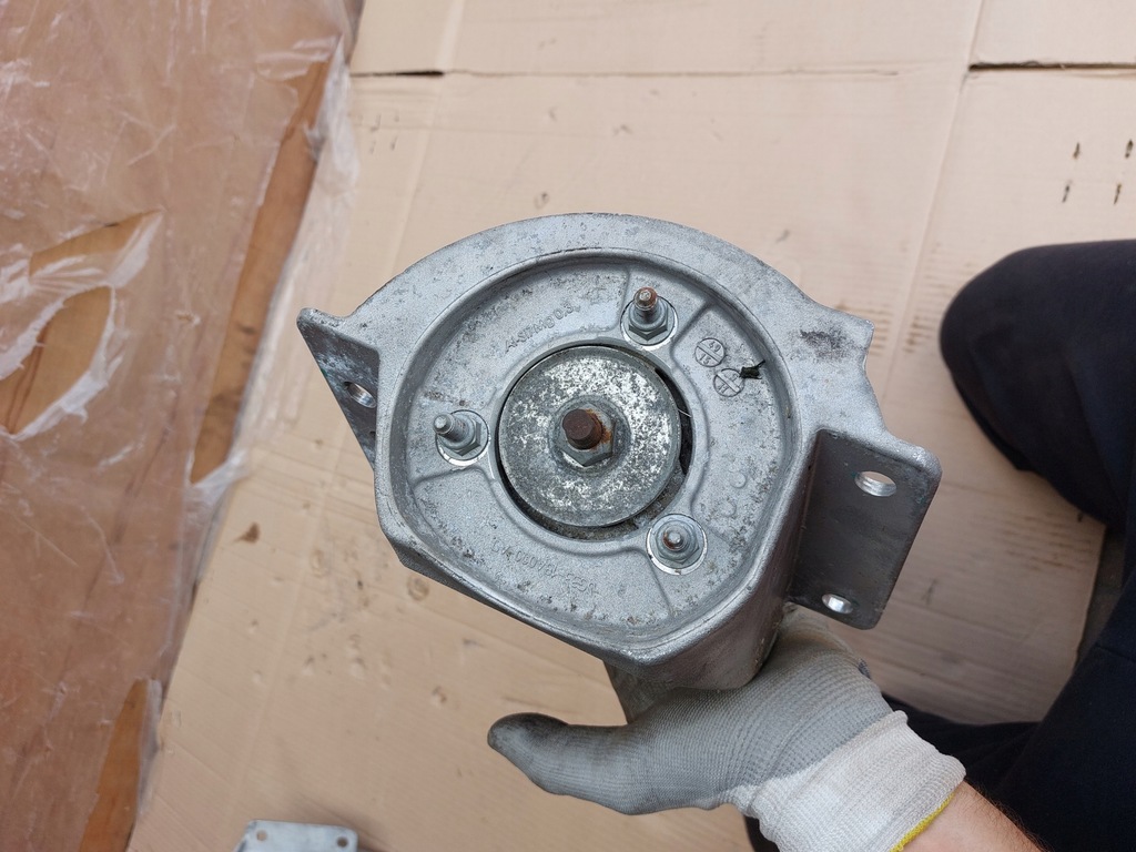 фото №7, Амортизатор левый правый задняя aston martin vantage 17r