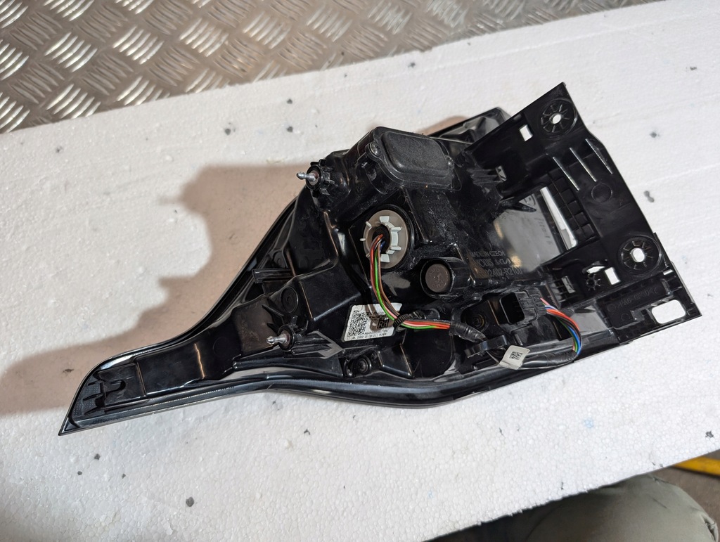 фото №6, Kia sportage v лампа правая задняя r2924-62050