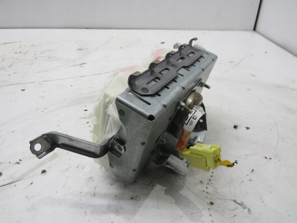 фото №4, Подушка пасажира avensis t29