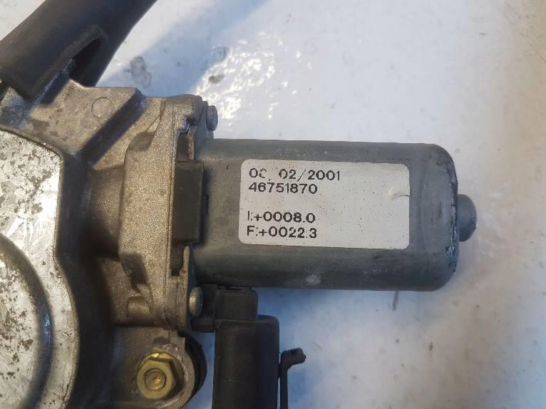 фото №3, Механизм окон правый перед alfa romeo 147 3d