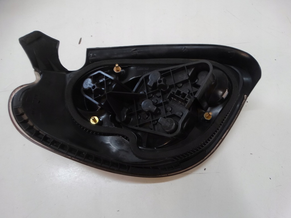 фото №8, Лампа лівий задня fiat bravo 7779097-b695