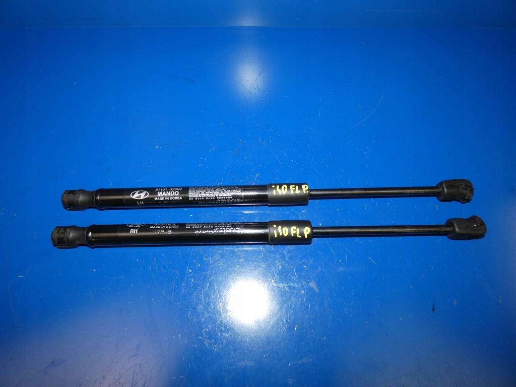 фото №1, Hyundai i40 привод амортизатор капот