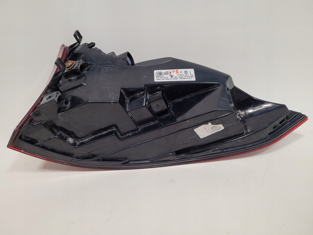фото №13, Porsche cayenne 7p5 lift turbo лампа задняя задняя левая 7p5945207n 7p5945307p