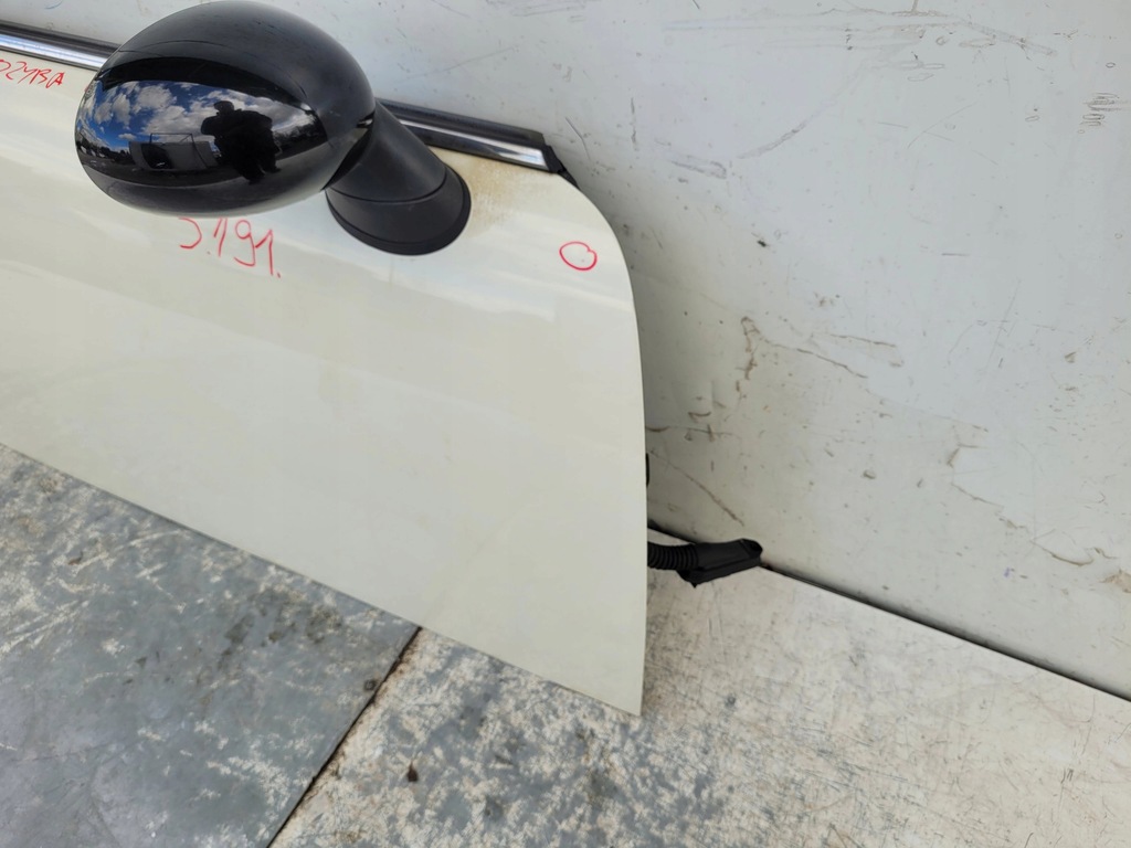 фото №2, Mini r56 двері правий праве перед передній