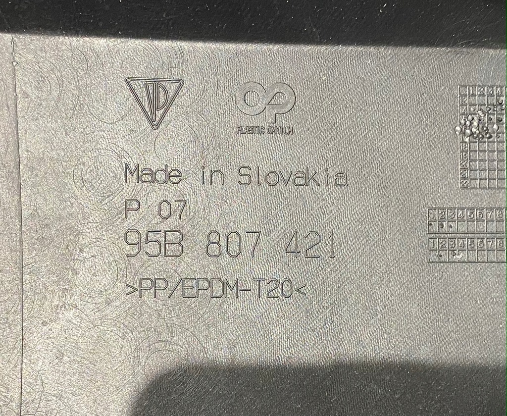 фото №11, Porsche macan задний бампер rear бампер 95b807421