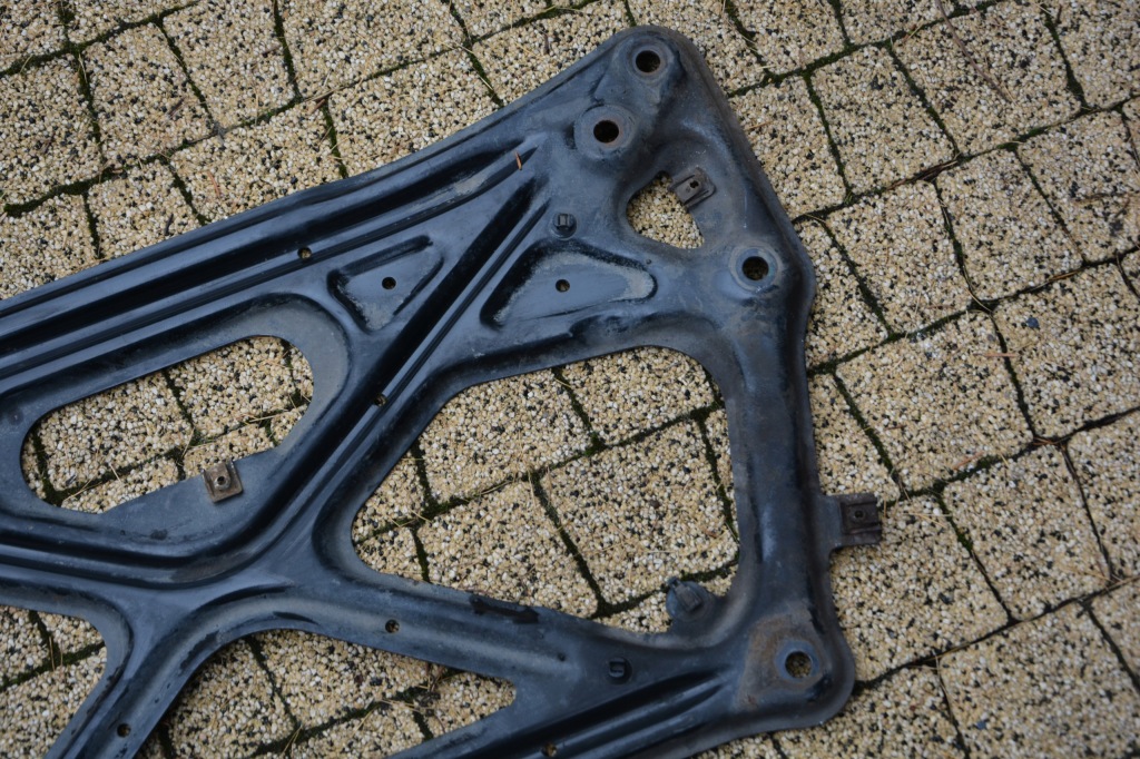 фото №4, Кронштейн подвеска audi a6 c7 4h0399345m