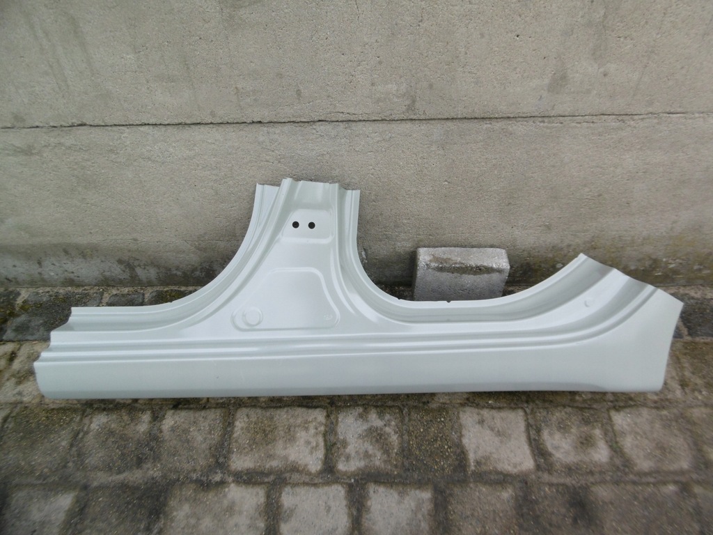 фото №1, Hyundai i10 ii 13/17r - порог левый оригинал