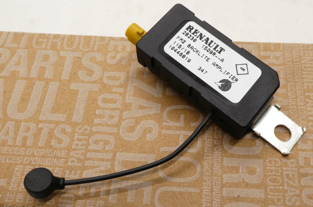 фото №1, Оригинальный усилитель антенны renault megane kadjar