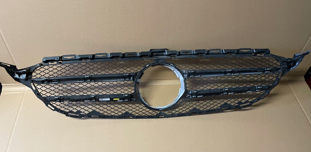 фото №2, Mercedes w205 решётка радиатора радиатора решётка радиатора