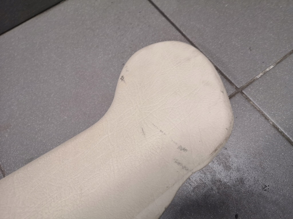 фото №10, Корпус сидіння ліва krem audi a8 d2 4d0881325a